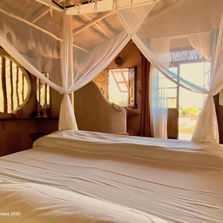 Bakuba Lodge - Le Petit Hotel Du Voyageur Ankilibe Szoba fotó