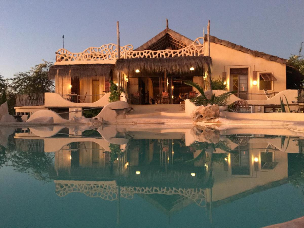 Bakuba Lodge - Le Petit Hotel Du Voyageur Ankilibe Kültér fotó