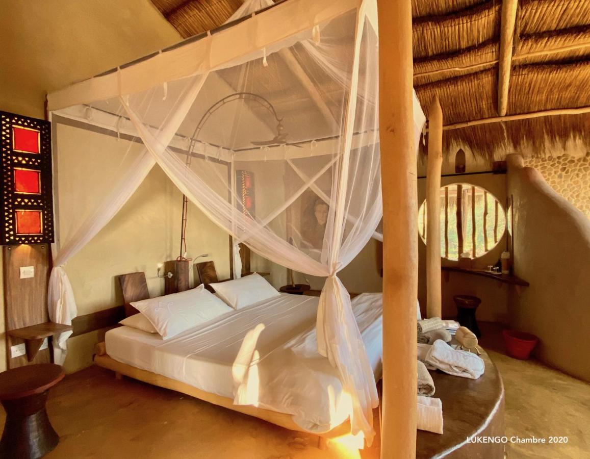 Bakuba Lodge - Le Petit Hotel Du Voyageur Ankilibe Kültér fotó